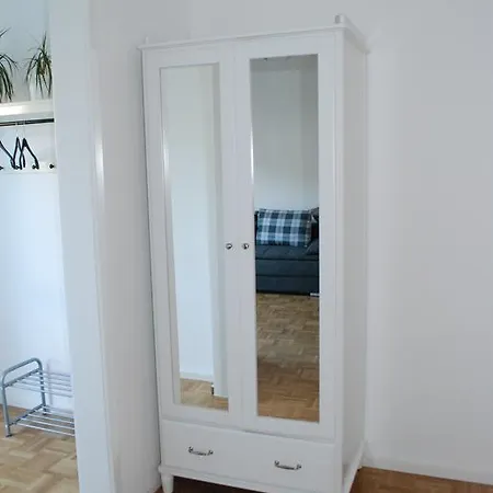 Apartment 1a
